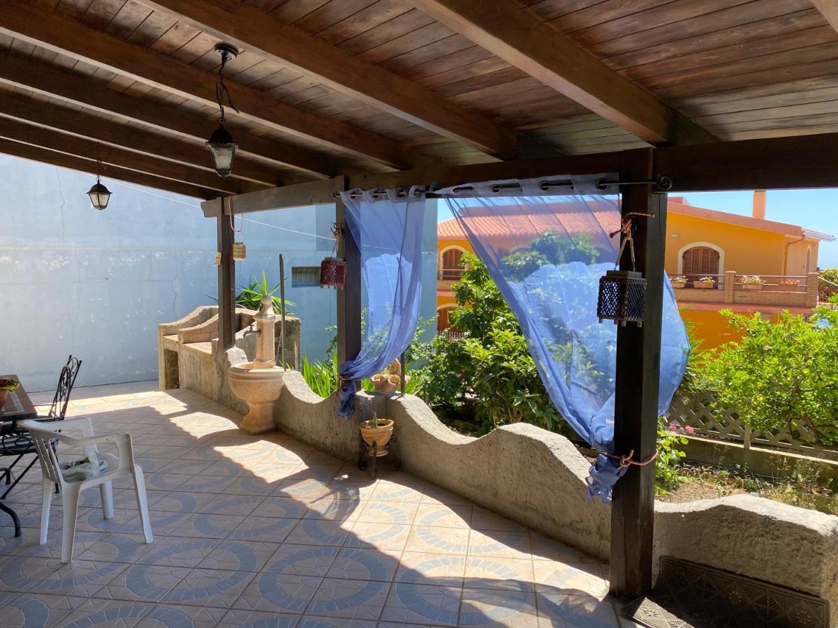 Casa Vacanza Sa Dommu De Teresa Nebida ภายนอก รูปภาพ